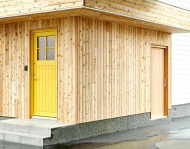 ロッジ風の外観