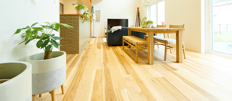 天然木のフローリング